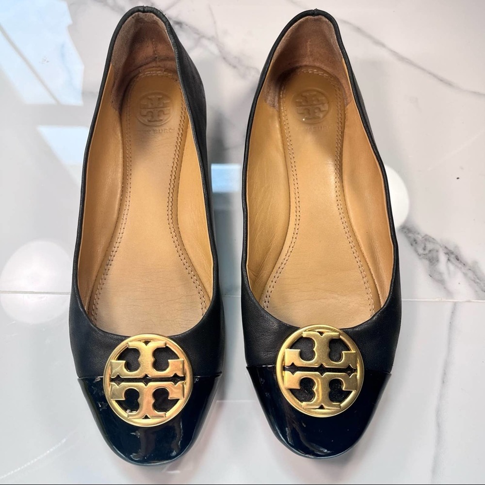 Tory Burch Chelsea Cap-Toe Ballet Flats - Picture 2 of 9